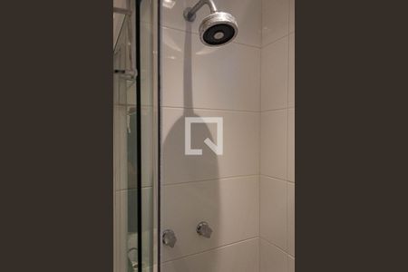 Apartamento à venda com 123m², 4 quartos e 1 vagaDetalhe do banheiro