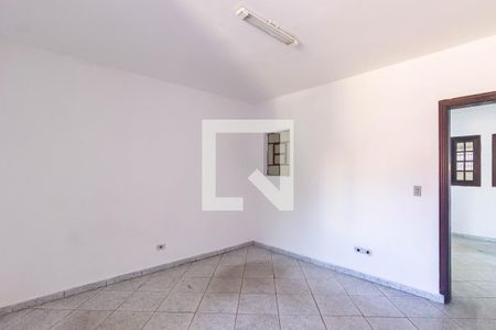 Quarto de casa para alugar com 1 quarto, 50m² em Vila Osasco, Osasco