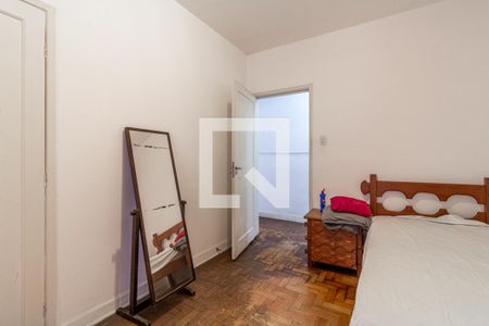 Casa à venda com 272m², 4 quartos e 4 vagas Casa à venda com 272m², 4 quartos e 4 vagasQuarto 3