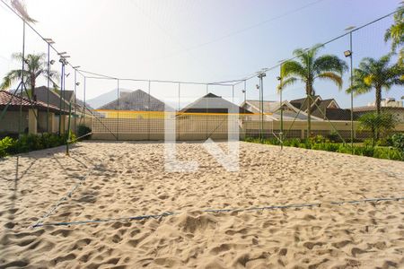 Apartamento à venda com 151m², 4 quartos e 2 vagas Apartamento à venda com 151m², 4 quartos e 2 vagasÁrea Comum - Quadra de Vôlei