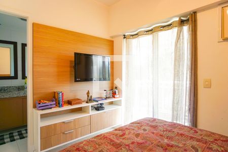 Apartamento à venda com 151m², 4 quartos e 2 vagas Apartamento à venda com 151m², 4 quartos e 2 vagasSuíte
