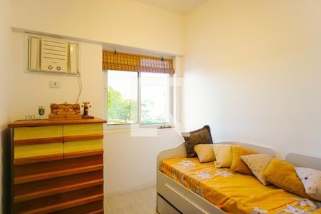 Apartamento à venda com 151m², 4 quartos e 2 vagas Apartamento à venda com 151m², 4 quartos e 2 vagasQuarto 1