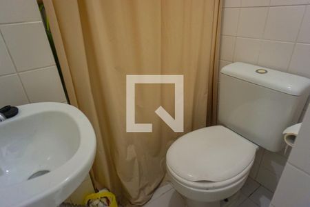 Apartamento à venda com 151m², 4 quartos e 2 vagas Apartamento à venda com 151m², 4 quartos e 2 vagasCozinha e Área de Serviço