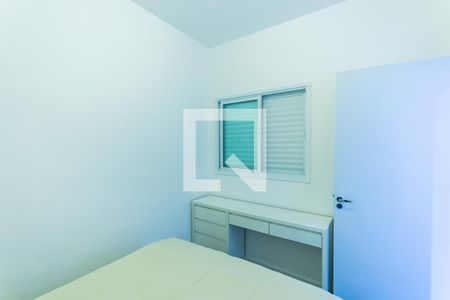 Quarto 1 de apartamento para alugar com 2 quartos, 53m² em Vila Guiomar, Santo André