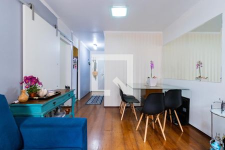 Apartamento à venda com 68m², 2 quartos e 1 vagaSala