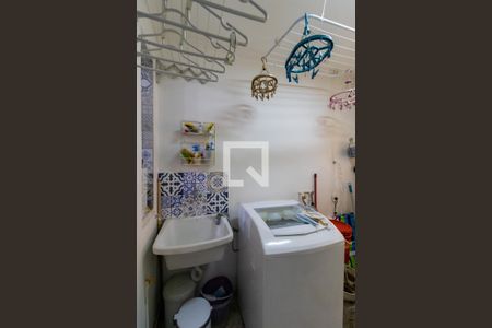 Apartamento à venda com 68m², 2 quartos e 1 vagaÁrea de Serviço