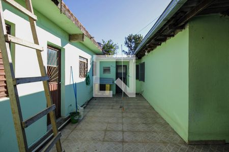 Casa à venda com 200m², 2 quartos e 3 vagas Casa à venda com 200m², 2 quartos e 3 vagasQuintal