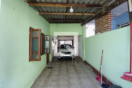 Casa à venda com 200m², 2 quartos e 3 vagas Casa à venda com 200m², 2 quartos e 3 vagasGaragem