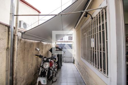 Casa à venda com 180m², 3 quartos e sem vagaGaragem