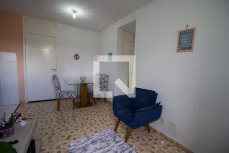 Sala de Apartamento com 2 quartos, 44m² Vargem Pequena