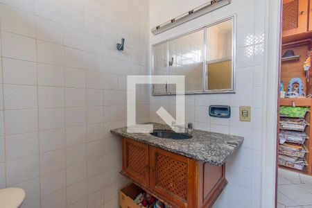 Casa à venda com 700m², 4 quartos e 5 vagasBanheiro da Suíte 1