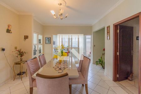 Casa à venda com 700m², 4 quartos e 5 vagasSala de Jantar