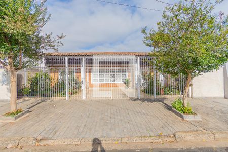 Fachada de casa à venda com 4 quartos, 700m² em Jardim Eulina, Campinas