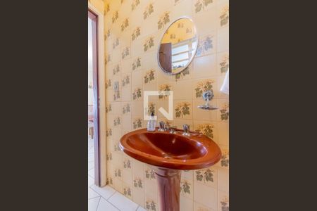 Casa à venda com 700m², 4 quartos e 5 vagasLavabo