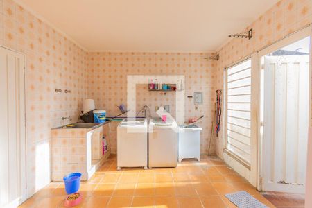 Casa à venda com 700m², 4 quartos e 5 vagasÁrea de Serviço