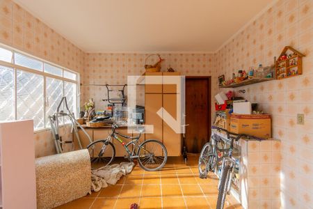 Casa à venda com 700m², 4 quartos e 5 vagasÁrea de Serviço