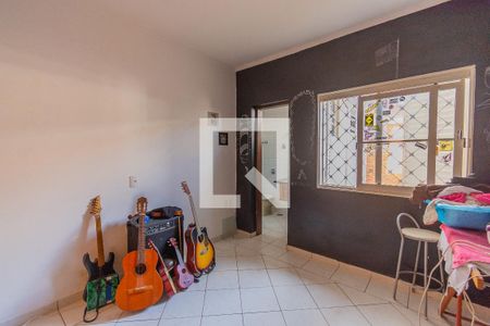 Casa à venda com 700m², 4 quartos e 5 vagasSuíte 2
