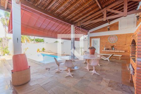 Casa à venda com 700m², 4 quartos e 5 vagasÁrea comum - Churrasqueira