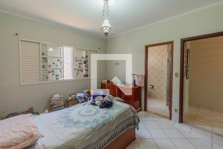 Casa à venda com 700m², 4 quartos e 5 vagasSuíte 3