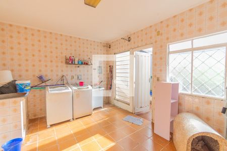 Casa à venda com 700m², 4 quartos e 5 vagasÁrea de Serviço