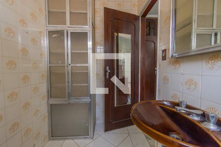 Casa à venda com 700m², 4 quartos e 5 vagasBanheiro da Suíte 3