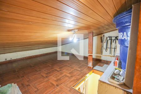 Casa de condomínio à venda com 65m², 2 quartos e 2 vagas Casa de condomínio à venda com 65m², 2 quartos e 2 vagasSotao