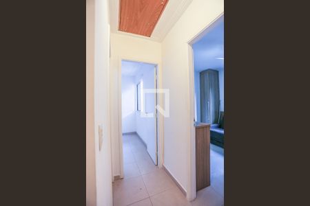 Corredor de casa de condomínio à venda com 2 quartos, 65m² em Jardim Sarah, São Paulo