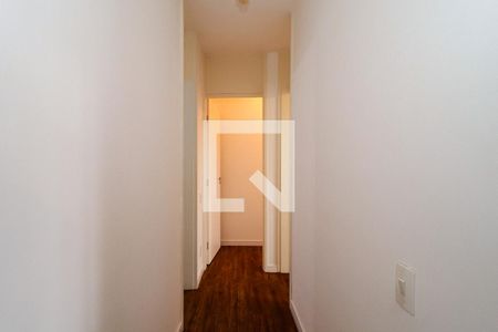 Corredor de apartamento para alugar com 2 quartos, 54m² em Jardim Caboré, São Paulo