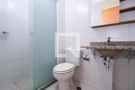 Banheiro da Suíte de apartamento para alugar com 2 quartos, 54m² em Jardim Caboré, São Paulo