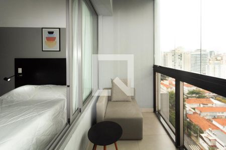 Studio para alugar com 27m², 1 quarto e sem vaga Studio para alugar com 27m², 1 quarto e sem vagaVaranda
