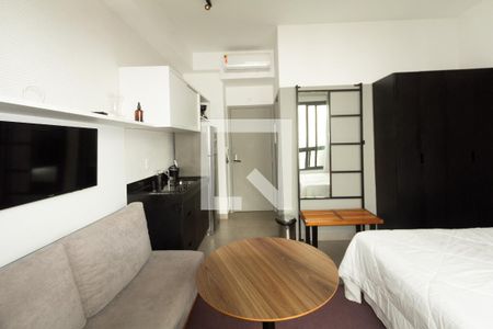 Studio para alugar com 27m², 1 quarto e sem vaga Studio para alugar com 27m², 1 quarto e sem vagaStudio