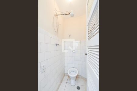 Apartamento para alugar com 90m², 2 quartos e 1 vaga Apartamento para alugar com 90m², 2 quartos e 1 vagaBanheiro de Serviço