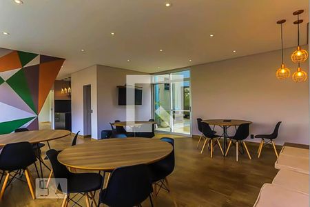 Apartamento à venda com 43m², 2 quartos e 1 vaga Apartamento à venda com 43m², 2 quartos e 1 vagaSalão de Festas