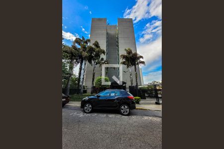 Apartamento à venda com 43m², 2 quartos e 1 vaga Apartamento à venda com 43m², 2 quartos e 1 vagaFachada