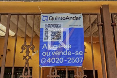 Casa à venda com 148m², 3 quartos e 3 vagas Casa à venda com 148m², 3 quartos e 3 vagasFachada