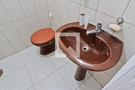 Casa à venda com 148m², 3 quartos e 3 vagas Casa à venda com 148m², 3 quartos e 3 vagasBanheiro