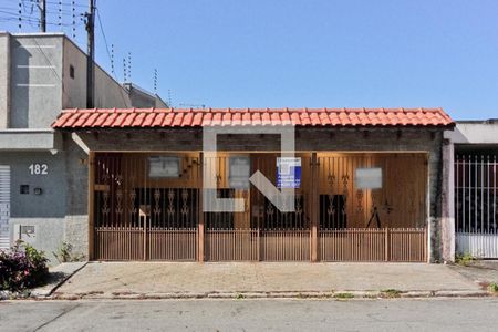 Casa à venda com 148m², 3 quartos e 3 vagas Casa à venda com 148m², 3 quartos e 3 vagasFachada