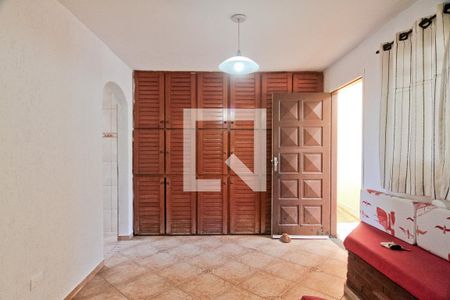 Casa à venda com 148m², 3 quartos e 3 vagas Casa à venda com 148m², 3 quartos e 3 vagasSala