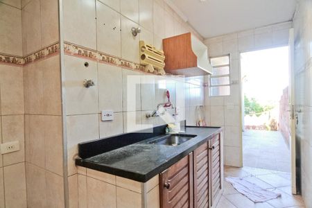 Casa à venda com 148m², 3 quartos e 3 vagas Casa à venda com 148m², 3 quartos e 3 vagasCozinha