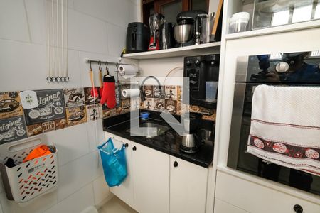 Apartamento à venda com 60m², 2 quartos e 1 vagaCozinha - Armários