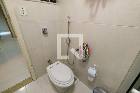 Apartamento à venda com 60m², 2 quartos e 1 vagaBanheiro Corredor