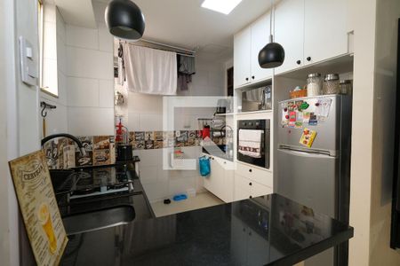 Apartamento à venda com 60m², 2 quartos e 1 vagaCozinha