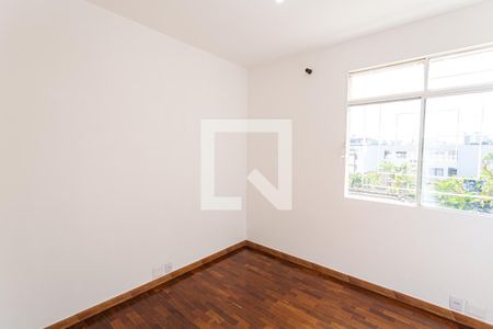 Apartamento para alugar com 80m², 3 quartos e 1 vaga Apartamento para alugar com 80m², 3 quartos e 1 vagaQuarto 3