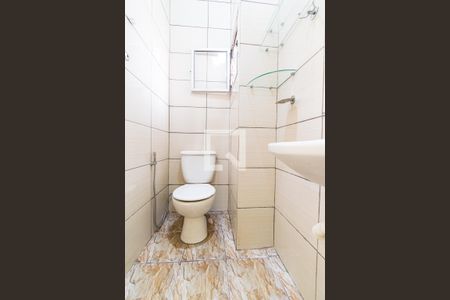 Banheiro da Suíte de casa à venda com 2 quartos, 100m² em Jardim Lourdes, São Paulo