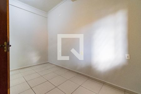 Casa à venda com 100m², 2 quartos e sem vaga Casa à venda com 100m², 2 quartos e sem vagaQuarto 2