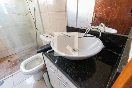 Casa à venda com 100m², 2 quartos e sem vaga Casa à venda com 100m², 2 quartos e sem vagaBanheiro Social