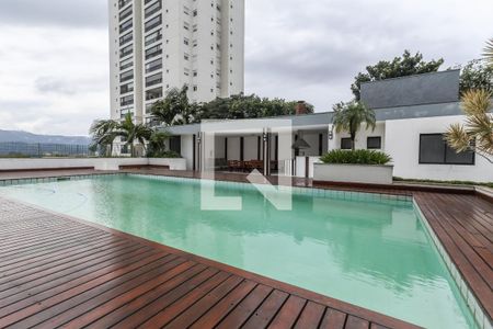 Apartamento para alugar com 300m², 3 quartos e 6 vagas Apartamento para alugar com 300m², 3 quartos e 6 vagasÁrea Comum - Piscina