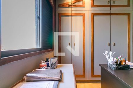 Apartamento para alugar com 300m², 3 quartos e 6 vagas Apartamento para alugar com 300m², 3 quartos e 6 vagasQuarto 2 - Suíte