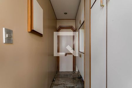 Apartamento para alugar com 300m², 3 quartos e 6 vagas Apartamento para alugar com 300m², 3 quartos e 6 vagasDispensa