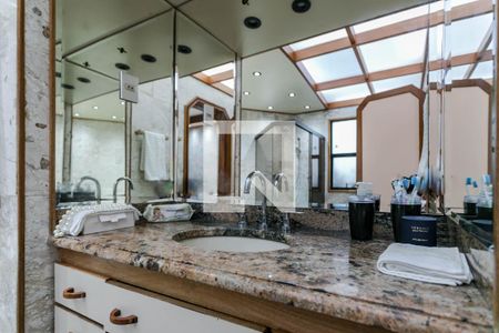 Apartamento para alugar com 300m², 3 quartos e 6 vagas Apartamento para alugar com 300m², 3 quartos e 6 vagasBanheiro - Quarto 4 - Suíte